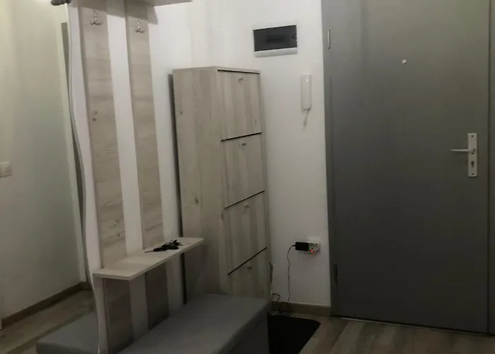 Garsoniera - Zona Coresii Apartament Brașov