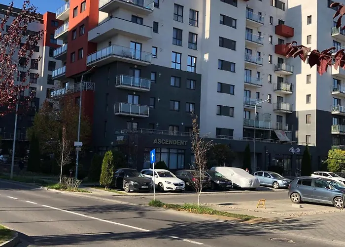 Garsoniera - Zona Coresii Apartament